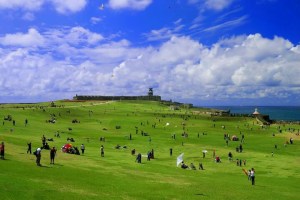 Blog Kite flying at El Morro Esplanade -Pinterest