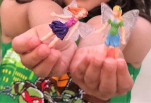 Fairies in hands 2018