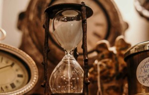 shallow focus of clear hourglass